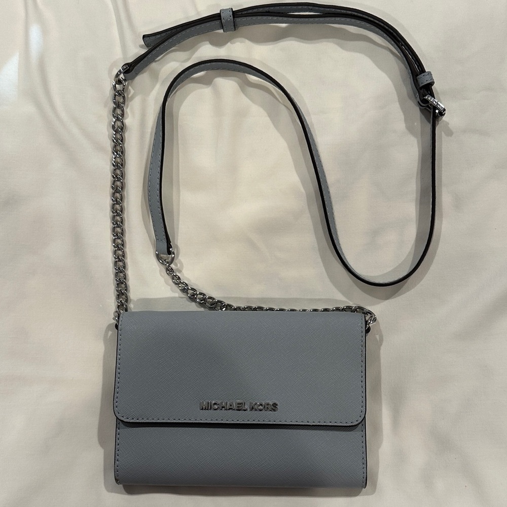 Michael Kors Elegant Gray Crossbody Bag